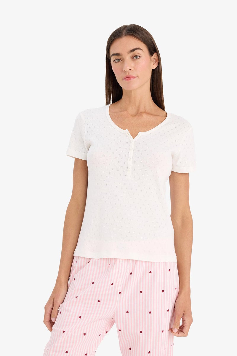 ديفاكتو طقم بيجاما قصة عادية نص كم - قطعتين - Image 3